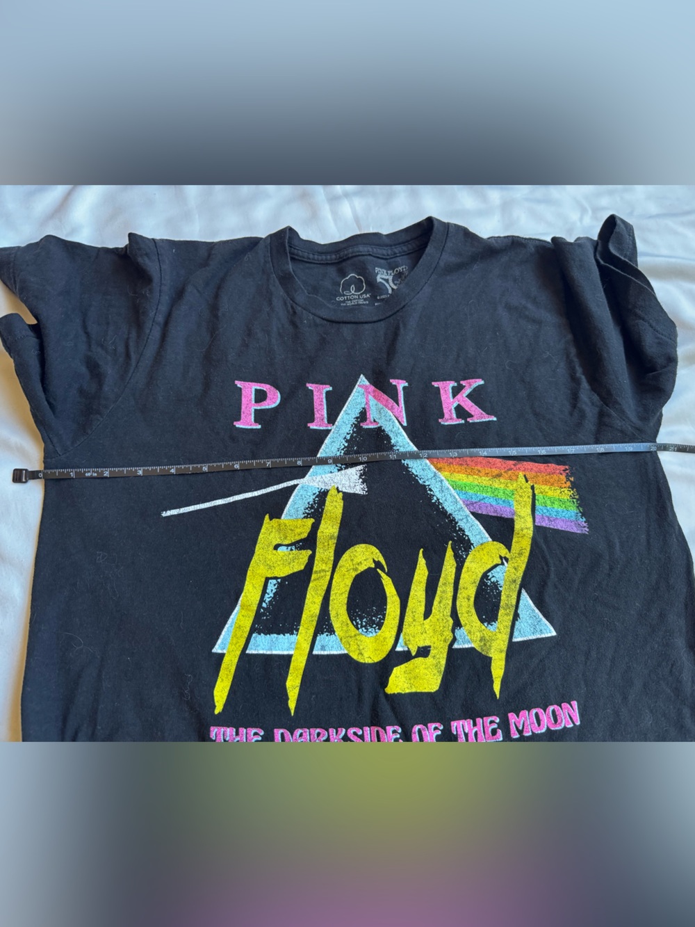 Pink Floyd Dark Side of the Moon Black Tshirt T-Shirt size Medium unisex/ men’s - Picture 5 of 6